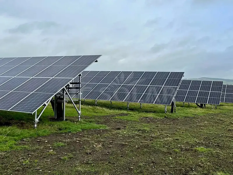 브라질의 2MW 태양광 패널 W 유형 접지 장착 브래킷